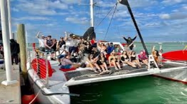 LuLu Female Stripper New Jersey Catamaran Yacht Party Strippers